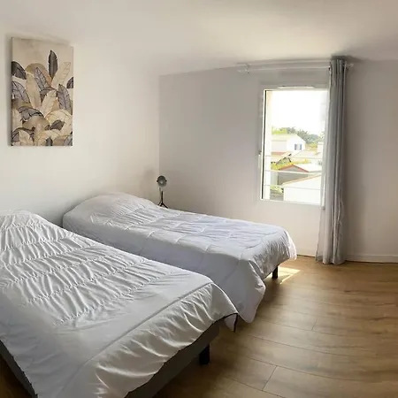Maison De 200 M2, 5 Minutes A Pieds De La De Luzeronde L'Herbaudiere